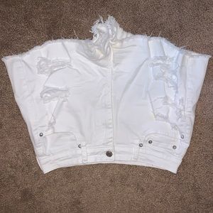 American Eagle white shorts